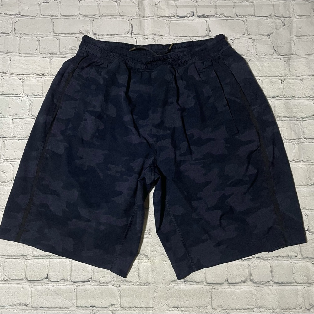 Lululemon Men’s Pace Breaker Shorts w/Lining M